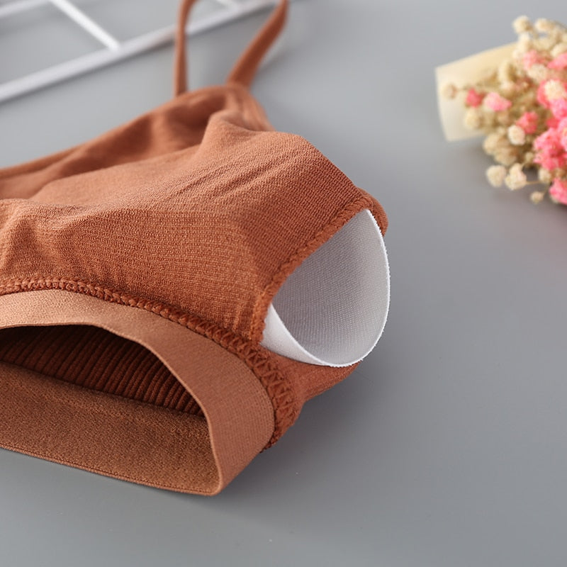 Seamless Bralette With Hollow Front