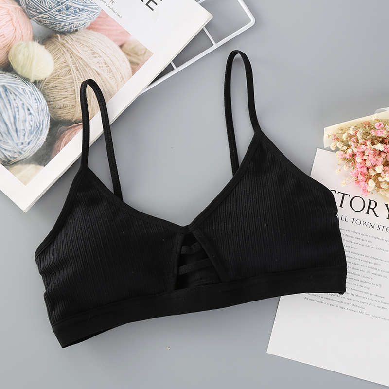 Seamless Bralette With Hollow Front